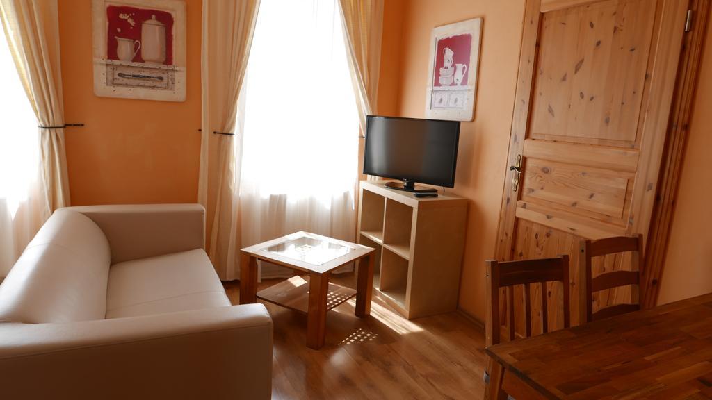 Reusa Apartments Πλάουεν Εξωτερικό φωτογραφία